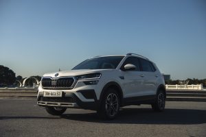 So sánh Skoda Kushaq và Mitsubishi Xforce: Nên mua xe nào năm 2026?