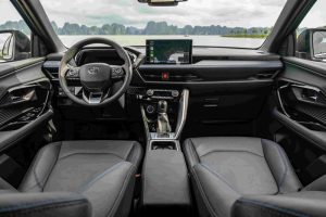 So sánh Skoda Kushaq và Toyota Yaris Cross: Nên mua xe nào năm 2026?