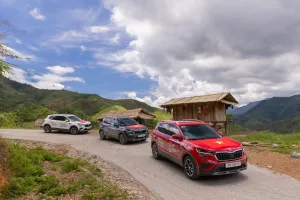 Lẫy chuyển số trên vô lăng của Skoda Kushaq có tác dụng gì? Ưu và nhược điểm so với những mẫu xe không được trang bị