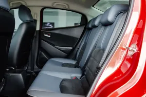 So sánh Skoda Slavia Style và Mazda 2 1.5L Premium: Sedan hạng B nào đáng mua hơn năm 2026?