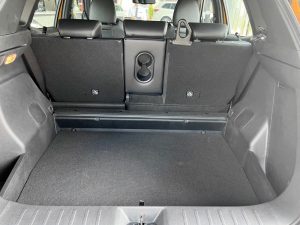 So sánh Skoda Kushaq và Mitsubishi Xforce: Nên mua xe nào năm 2026?