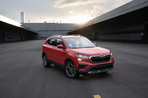 So sánh Skoda Kushaq và Honda HR-V: Nên mua xe nào năm 2026?
