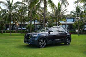 AT và CVT. Loại hộp số nào phù hợp điều kiện giao thông ở Việt Nam?
