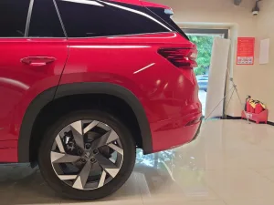 Skoda Kodiaq Sportline MY25 có còn đáng mua, hay thêm 100 triệu để lên MY26?