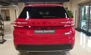 Skoda Kodiaq Sportline MY25 có còn đáng mua, hay thêm 100 triệu để lên MY26?