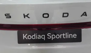 So sánh Skoda Kodiaq Sportline và Kodiaq Premium MY25: Hai phiên bản khác nhau ở đâu?