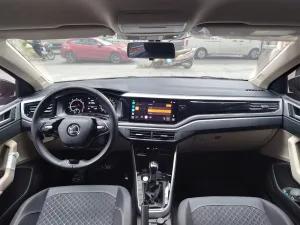 Nên mua Skoda Slavia Style hay bản Ambition? Có đáng bỏ thêm khoảng 40 triệu để nâng cấp?