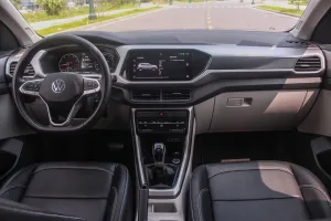 So sánh Skoda Kushaq và Volkswagen T-Cross Elegance: Vì sao hai xe cùng động cơ, hộp số nhưng giá chênh nhau 500 triệu?