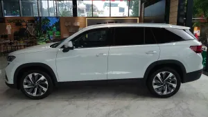 So sánh Skoda Kodiaq Sportline và Kodiaq Premium MY25: Hai phiên bản khác nhau ở đâu?