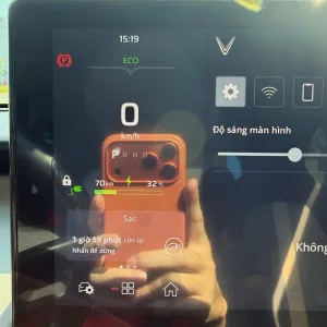 Ưu và nhược điểm của xe xăng và xe điện: Đâu là lựa chọn phù hợp với bạn?